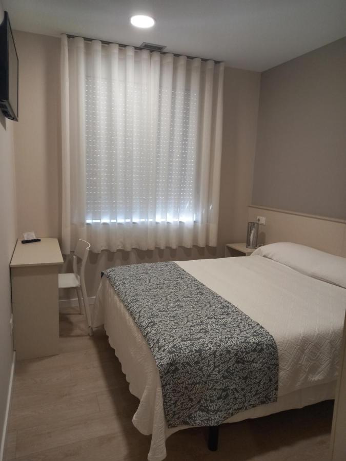 Hotel La Puerta De Arzúa Esterno foto