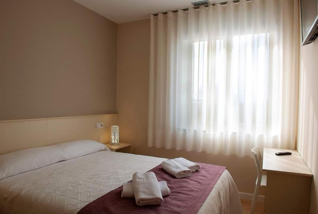Hotel La Puerta De Arzúa Esterno foto